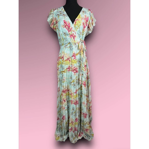 ASOS Dresses & Skirts - ASOS DESIGN vintage floral pleated maxi dress with flutter sleeve size 8